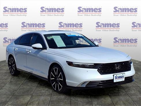 Used 2024 Honda Accord Touring image 1