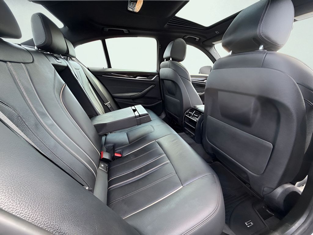 Used 2019 BMW 530i xDrive w/ Convenience Package AWD/4WD image 24