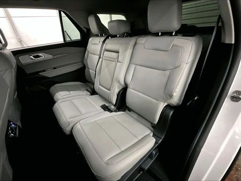 New 2026 Ford Explorer Active w/ Active Comfort Package image 25