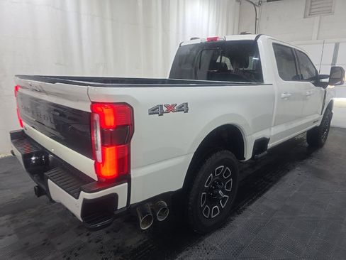 Used 2026 Ford F250 Platinum AWD/4WD image 4