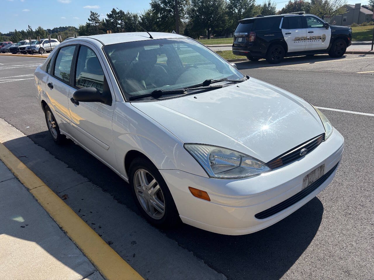 Used 2002 Ford Focus SE FWD image 3