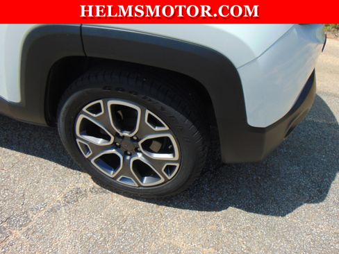 Used 2016 Jeep Renegade Limited FWD image 17