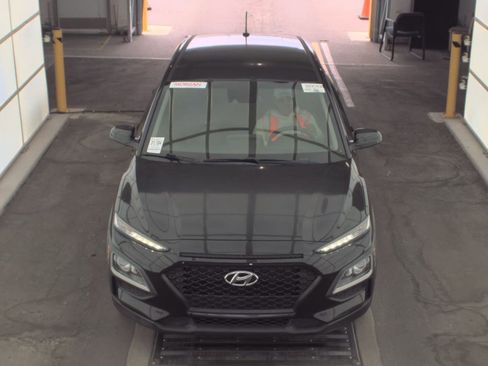 Used 2019 Hyundai Kona SE image 2