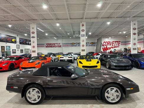 Used 1989 Chevrolet Corvette Convertible RWD image 5
