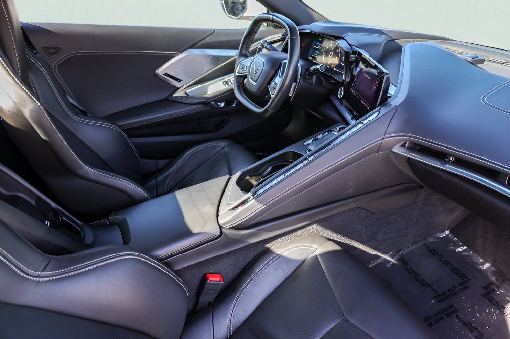 Used 2022 Chevrolet Corvette Stingray Preferred Conv w/ 2LT RWD image 25