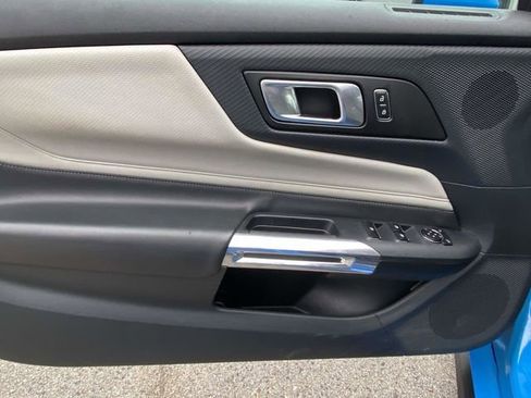 Used 2024 Ford Mustang Premium image 11