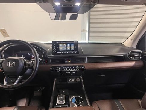 Used 2023 Honda Pilot Elite image 20