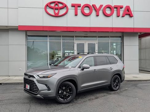 Used 2026 Toyota Grand Highlander AWD Hybrid image 2
