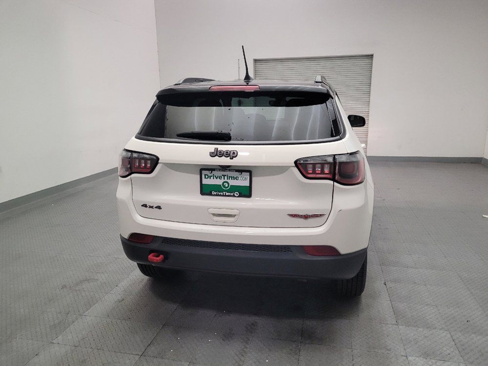 Used 2017 Jeep Compass Trailhawk AWD/4WD image 7