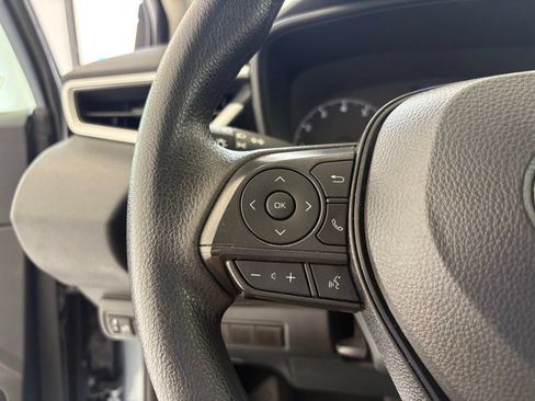 Used 2024 Toyota Corolla LE FWD image 4