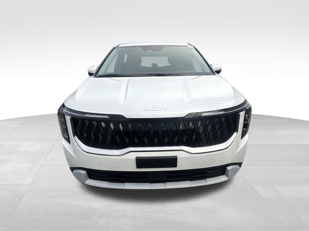 Certified 2026 Kia Carnival LX FWD image 9