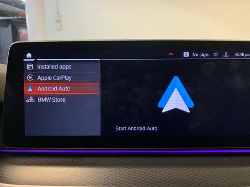 Used 2022 BMW 540i xDrive w/ M Sport Package image 49