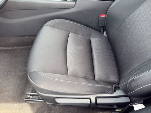 Used 2022 Nissan Altima 2.5 S FWD image 12