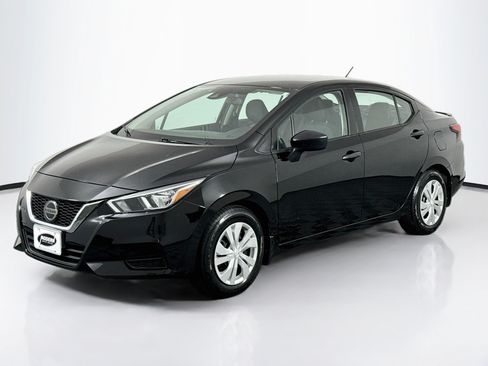 Used 2020 Nissan Versa S FWD image 10