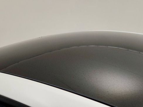 Used 2022 Tesla Model Y Long Range AWD/4WD image 10