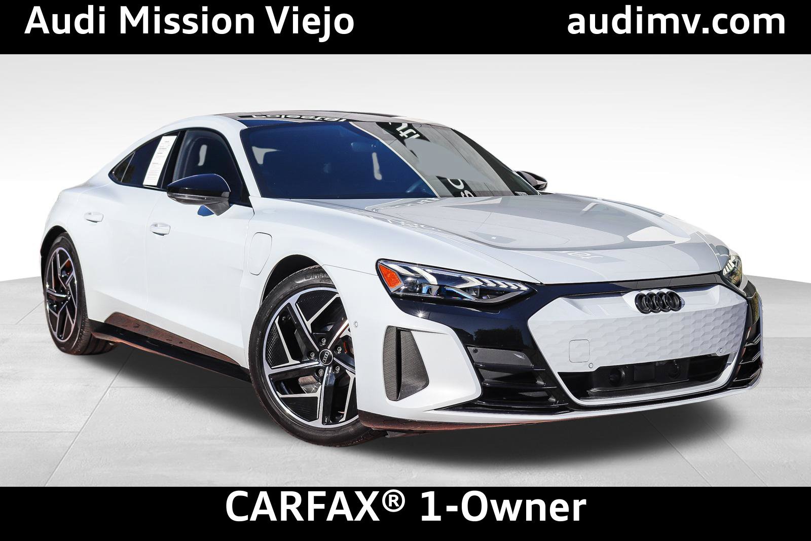 Used 2024 Audi RS e-tron GT w/ Carbon Performance Package AWD/4WD image 1