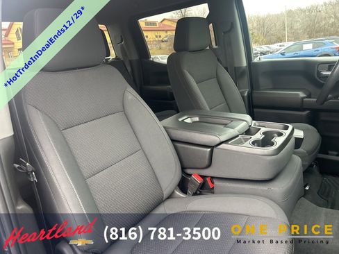 Used 2021 Chevrolet Silverado 1500 Custom Trail Boss w/ LPO, Dark Essentials Package image 39