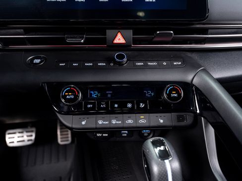 Used 2023 Hyundai Elantra N FWD image 62