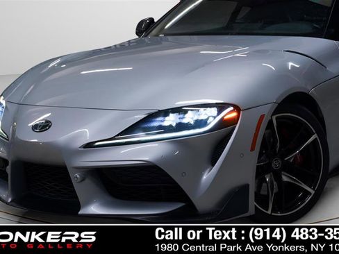 Used 2022 Toyota Supra Premium image 18
