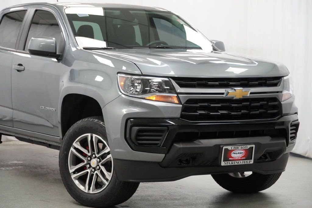 Used 2022 Chevrolet Colorado W/T w/ Custom Special Edition AWD/4WD image 6