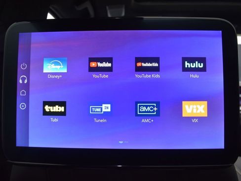 Certified 2026 Cadillac Escalade ESV Platinum Sport w/ LPO, ONYX Package image 29