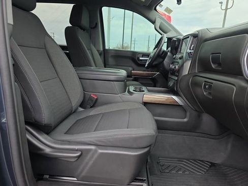 Used 2021 Chevrolet Silverado 1500 LT Trail Boss image 15