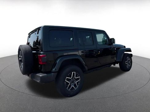 Used 2025 Jeep Wrangler Unlimited Sahara AWD/4WD image 14