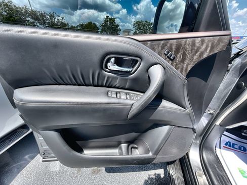 Used 2023 Nissan Armada Platinum w/ Captain's Chairs Package RWD image 23