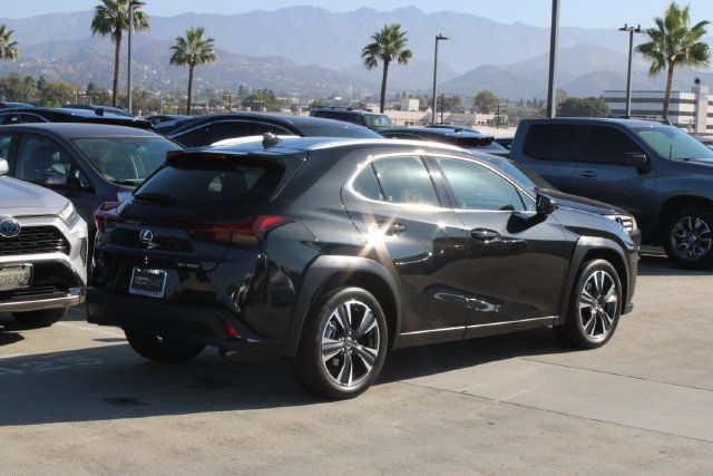 Certified 2025 Lexus UX 300h FWD image 21