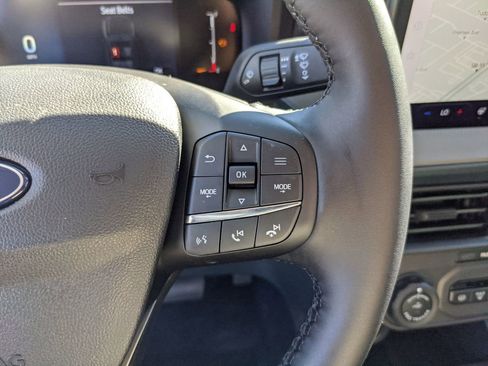 New 2026 Ford Maverick Lariat w/ Black Appearance Package image 31