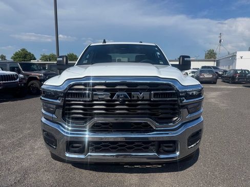 Used 2025 RAM 2500 Big Horn AWD/4WD image 1