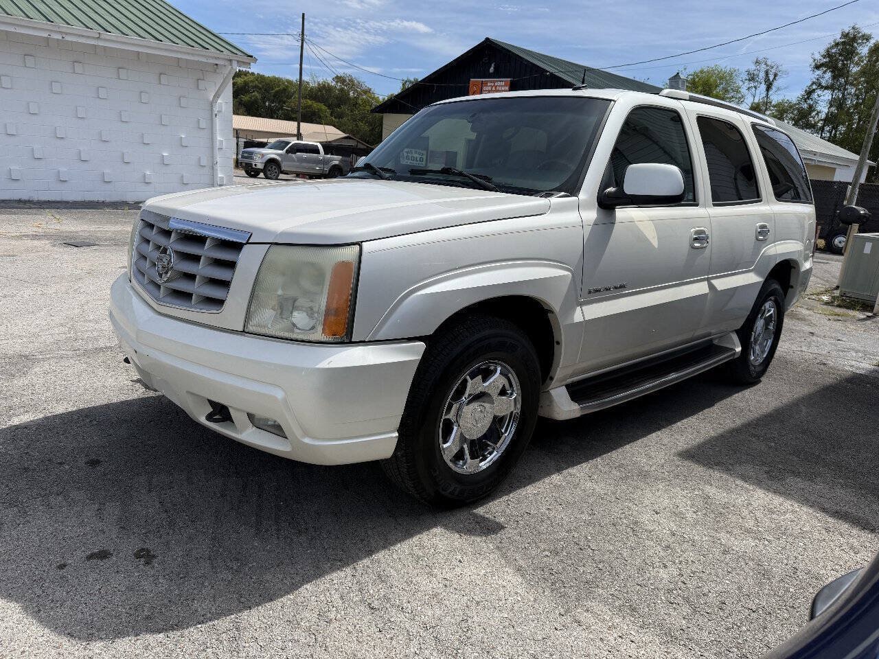 Used 2003 Cadillac Escalade 2WD image 1