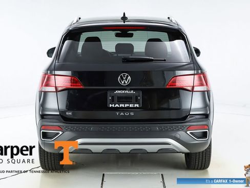 Used 2024 Volkswagen Taos SE FWD image 8