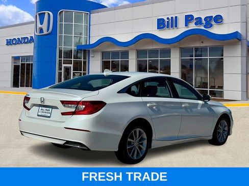 Certified 2022 Honda Accord LX image 4