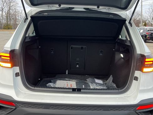 New 2026 Volkswagen Taos S image 13