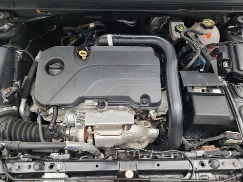 Used 2020 Chevrolet Malibu LT w/ Leather Package image 30