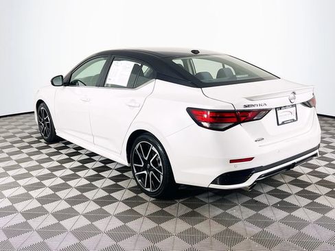 Used 2024 Nissan Sentra SR FWD image 6