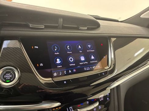 Used 2025 Cadillac XT6 Sport w/ LPO, Floor Liner Package AWD/4WD image 26