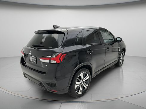 Used 2025 Mitsubishi Outlander Sport SE AWD/4WD image 5