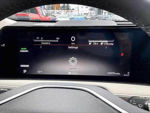 Used 2024 Nissan Ariya EVOLVE+ image 12