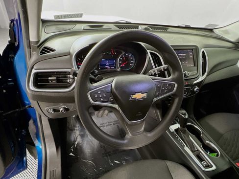 Used 2021 Chevrolet Equinox LT AWD/4WD image 11