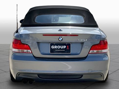 Used 2009 BMW 135i Convertible RWD image 4