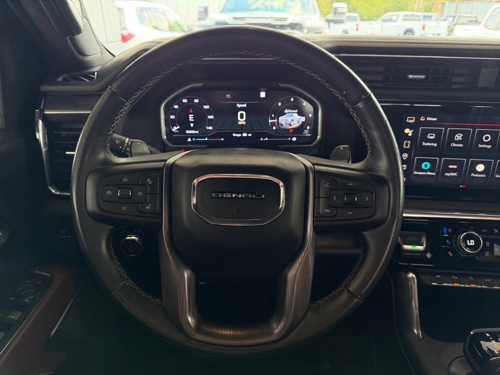 Used 2023 GMC Sierra 1500 Denali Ultimate AWD/4WD image 19