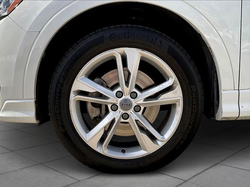 Used 2020 Audi Q3 2.0T Premium w/ Convenience Package image 9