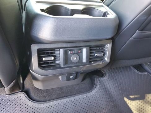 Used 2026 Ford F250 Platinum AWD/4WD image 16