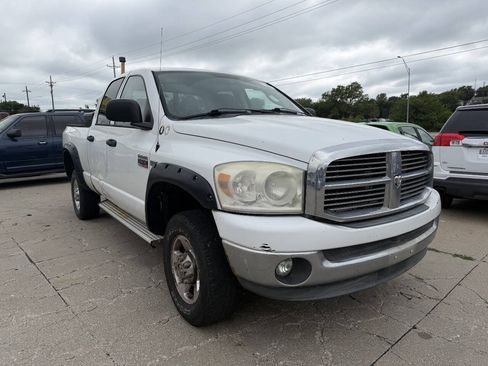 Used 2008 Dodge Ram 2500 Truck SLT w/ Trailer Tow Group AWD/4WD image 2