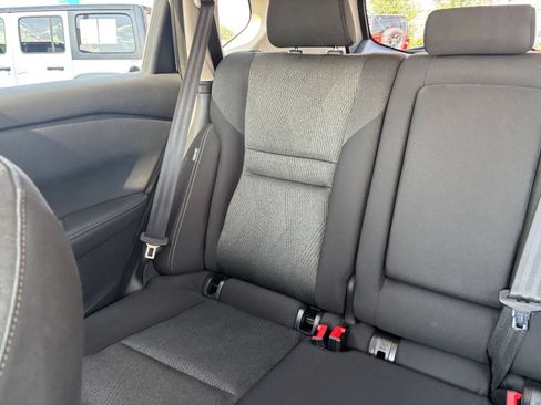 Used 2025 Nissan Rogue SV FWD image 41