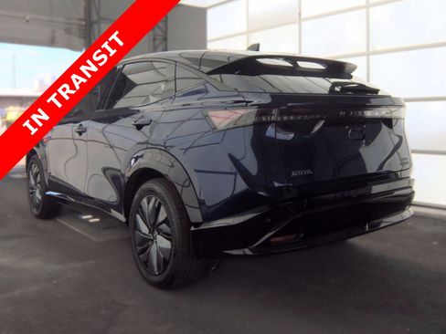 Used 2023 Nissan Ariya AWD image 4
