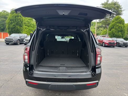 Used 2023 Chevrolet Suburban LT AWD/4WD image 23