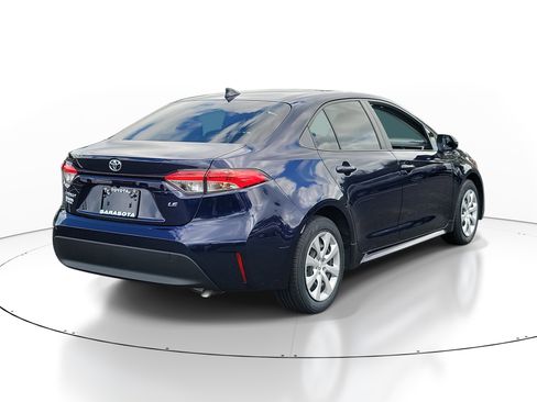Used 2023 Toyota Corolla LE image 6